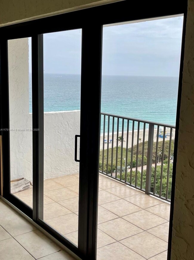 Building Photo - 1201 S Ocean Dr