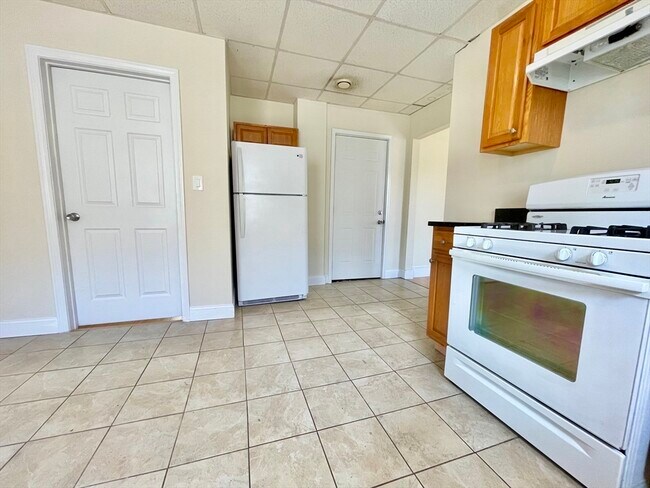 Foto del edificio - 45 Chestnut Ave