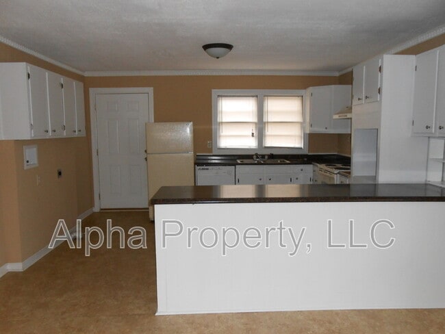 Photo - 2 Meadors Ave House