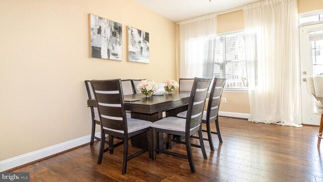 Foto del edificio - 2607 River Basin Ln