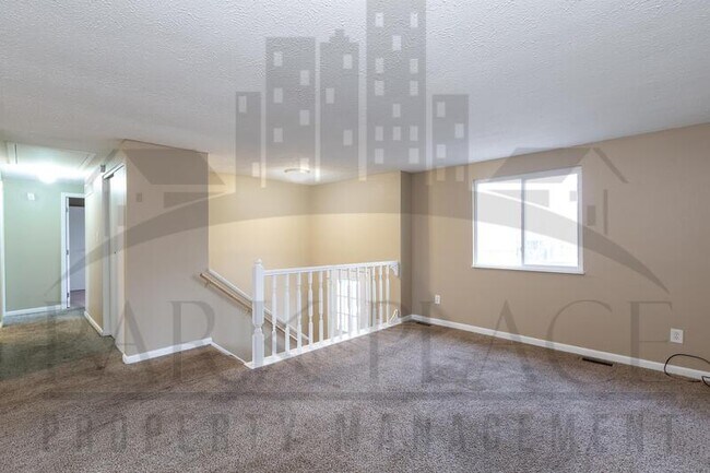 Building Photo - 5721 Hacienda Ct