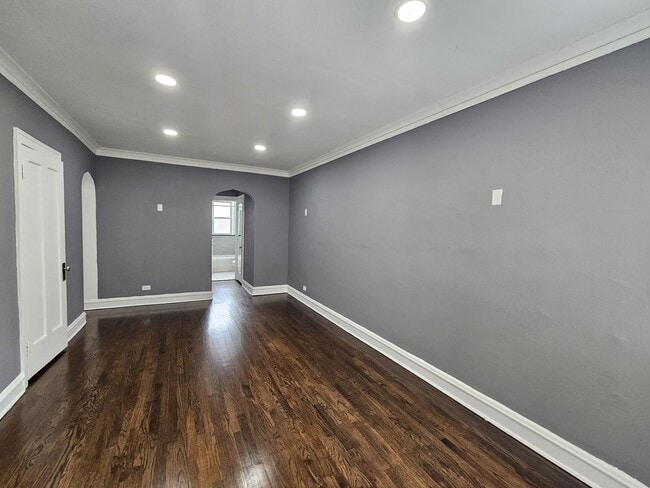 Foto del edificio - 6545 N Francisco Ave
