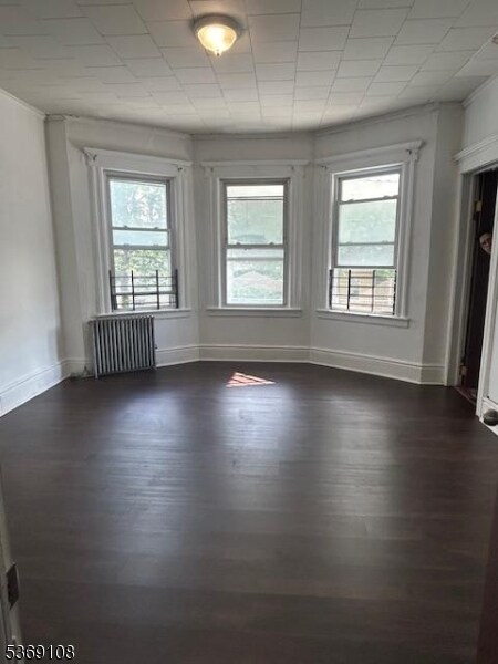 Foto principal - 37 Springdale Ave