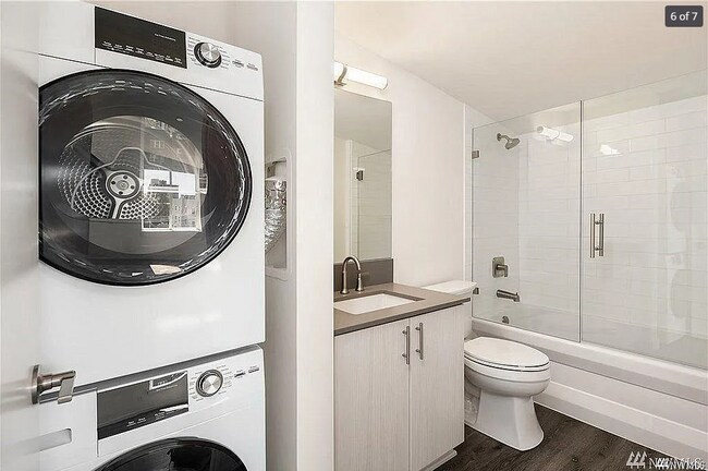 Foto del edificio - Modern Studio Apartment in Prime Queen Ann...