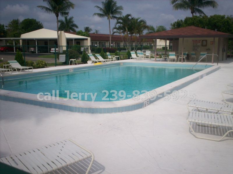 Primary Photo - 9380 Lennex Ln