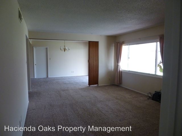 Foto del edificio - 3228 Arbor Ln