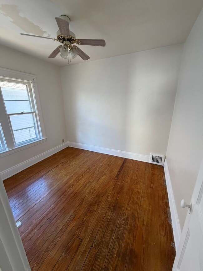 Building Photo - 10327/10325 Ignatius Ave