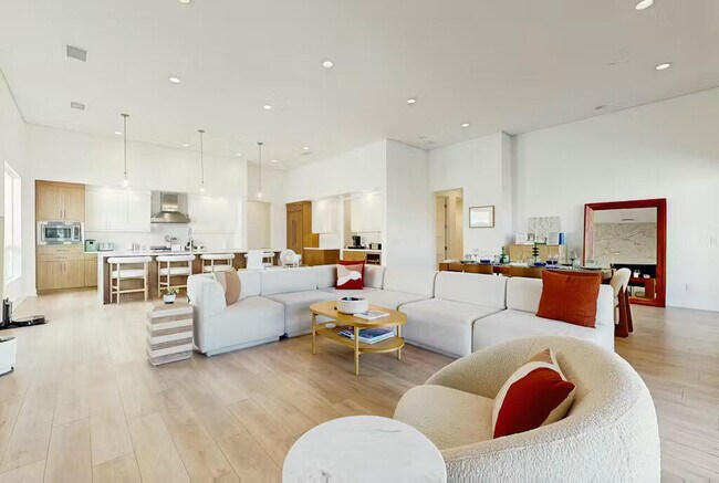 Foto del edificio - 3534 Ambassador Dr