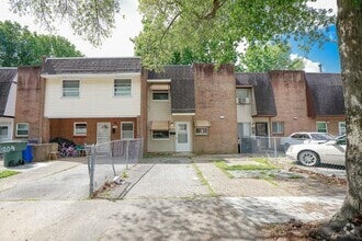 Building Photo - 1207 Bunsen Ct
