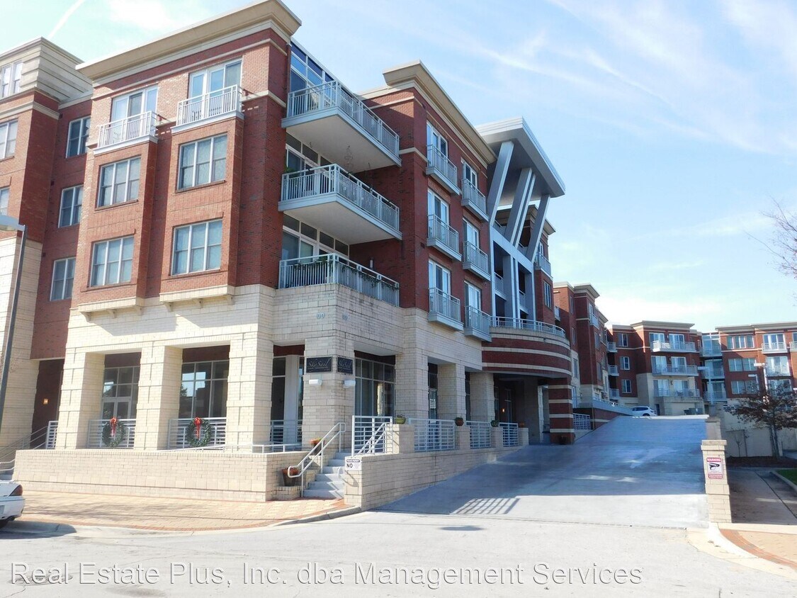 Primary Photo - 1 br, 1 bath House - 101 Middle Street #336