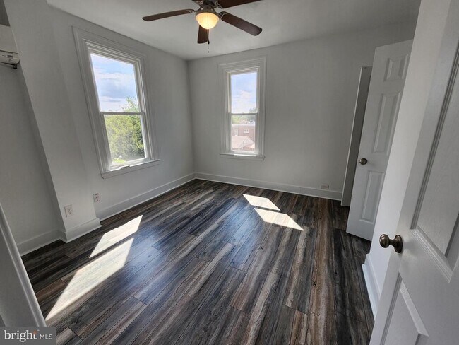 Building Photo - 1908 Darby Rd