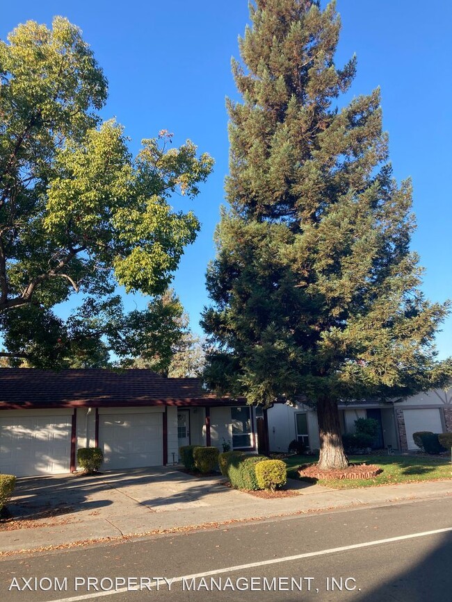 Building Photo - 3 br, 2 bath House - 2338 Bridlewood Drive