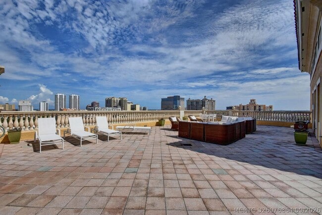 Foto del edificio - 403 S Sapodilla Ave