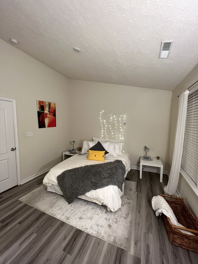 Master bedroom: $500/month, bathroom - 122 Auburn Dr