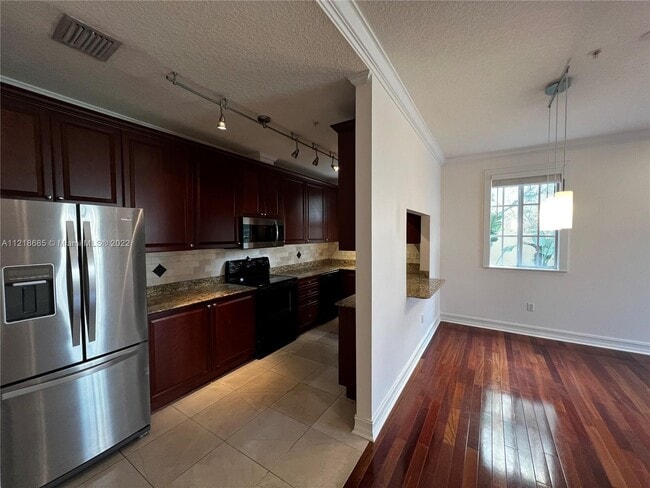Building Photo - 115 Mendoza Ave