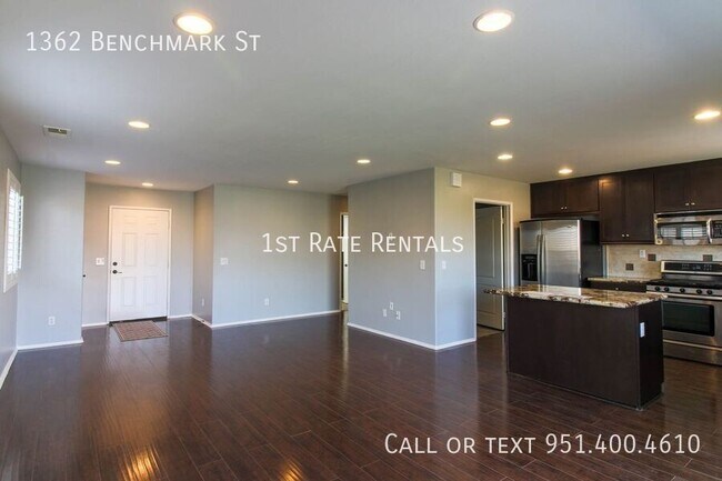 Foto del edificio - 1362 Benchmark St