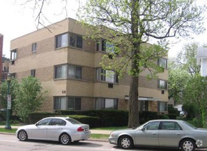Building Photo - 1119 Greenleaf Ave