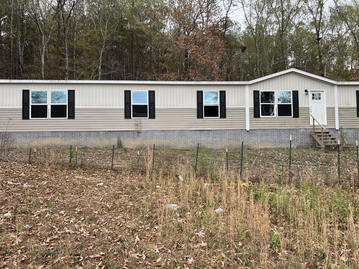 Primary Photo - RENT TO OWN! For sale with OWNER FINANCING!