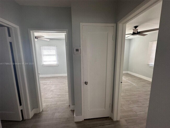 Foto del edificio - 209 SW 5th St