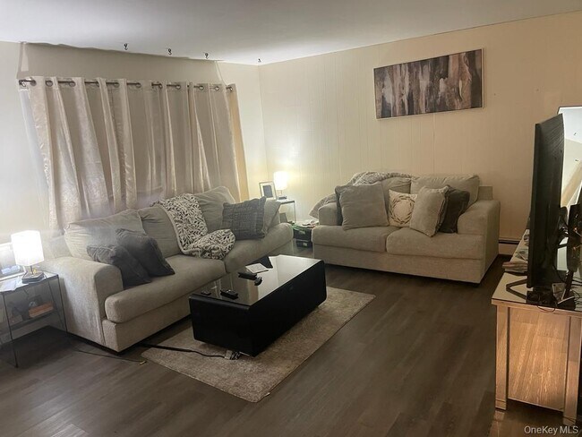 Foto del edificio - 3 Plymouth Rock Ct