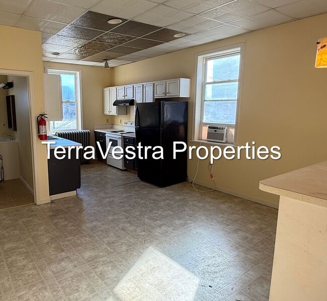 Foto del edificio - 101 N High St