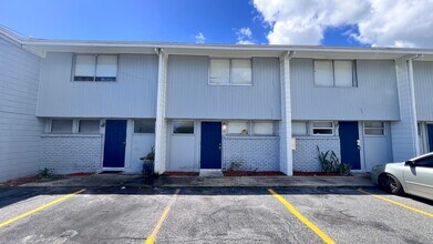 Building Photo - 1010 N Fiske Blvd