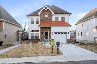 Building Photo - 530 N 3rd St