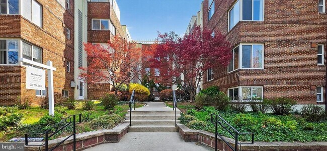 Foto del edificio - 5405 9th St NW