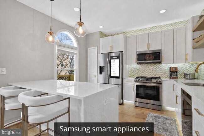 Foto del edificio - 8713 Wadebrook Terrace