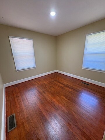 Foto del edificio - 210 Peggy Anne Dr