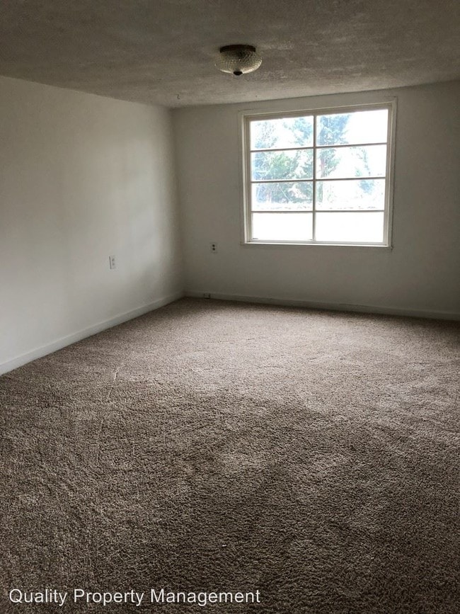 Building Photo - 2 br, 1 bath House - 2312 S Pacific Hwy