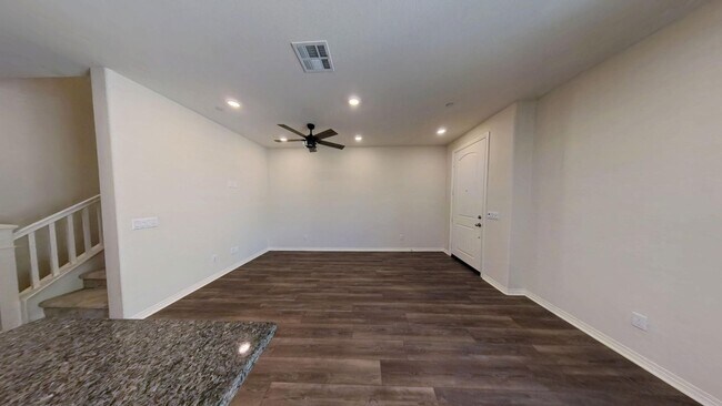 Building Photo - 24122 Tuscany Ave