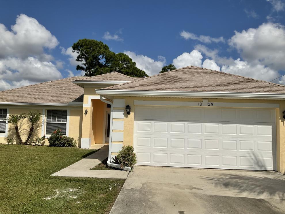 1029 SW Goodman Ave, Port Saint Lucie, FL 34953 House Rental in Port