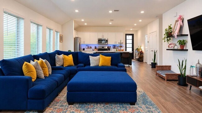 Foto del edificio - 2916 Eden Lk Ln