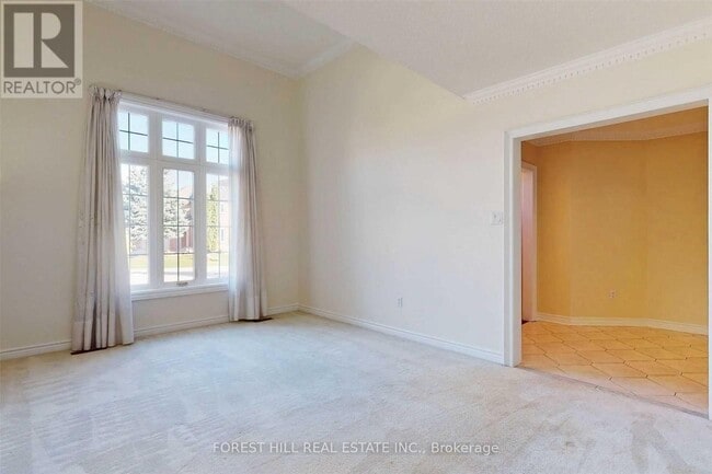 Building Photo - 24 Green Ash Crescent