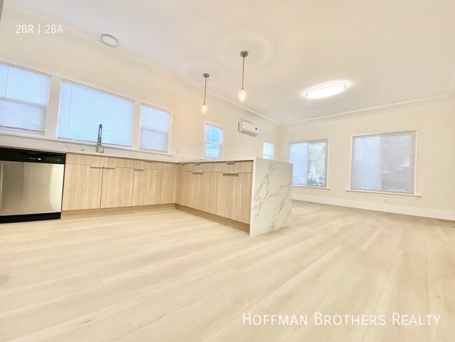 Foto del edificio - 865 N Las Palmas Ave