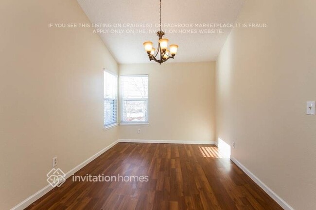Building Photo - 4923 N Wildflowers Way