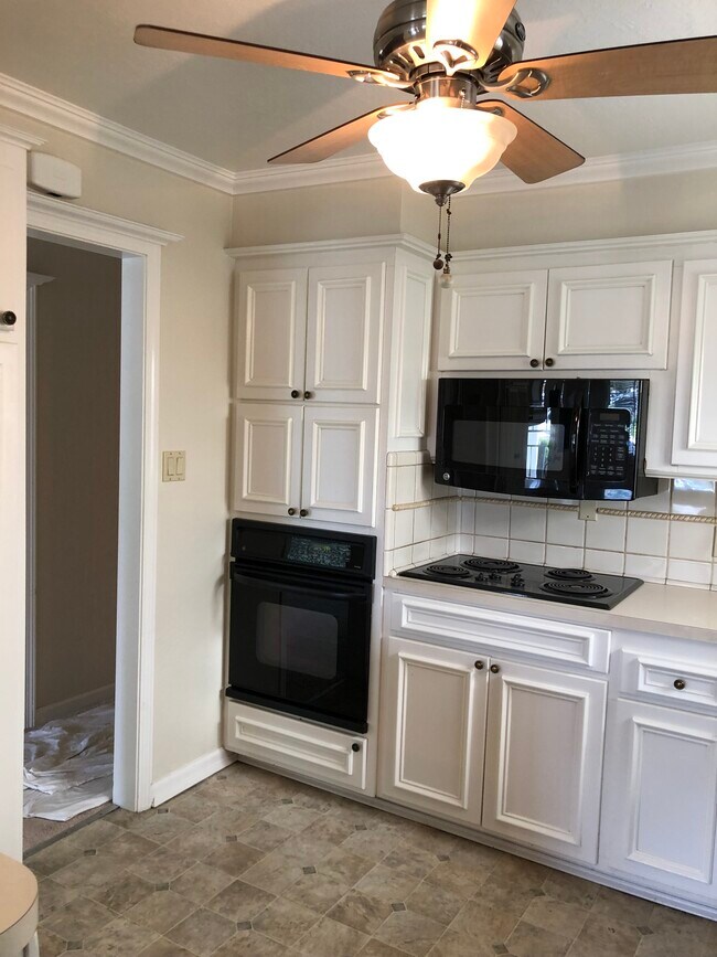 Foto del edificio - 388 N 33rd St