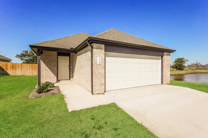 Building Photo - 2324 Rosewood Ln