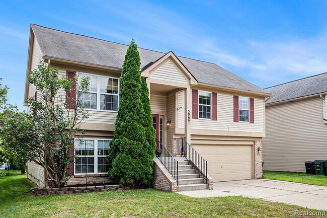 Building Photo - 3069 Talon Cir
