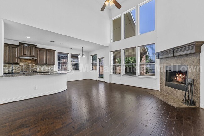 Foto del edificio - 4106 Horseshoe Ln