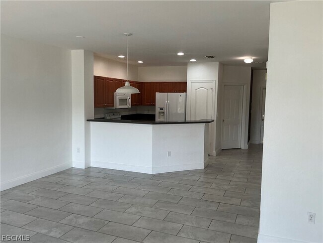 Foto del edificio - 8554 Athena Ct