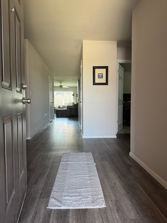 Photo - 2943 W McLaren Dr House
