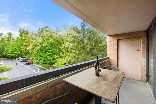 Building Photo - 2230 George C Marshall Dr