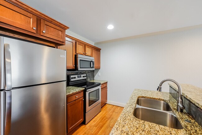 Foto del edificio - Comfortable 4-Bedroom Home in Trussville, AL