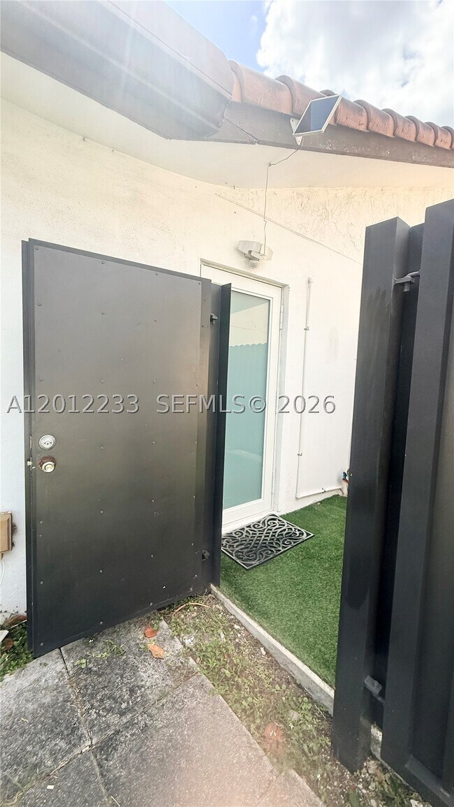 Building Photo - 14848 SW 60th St