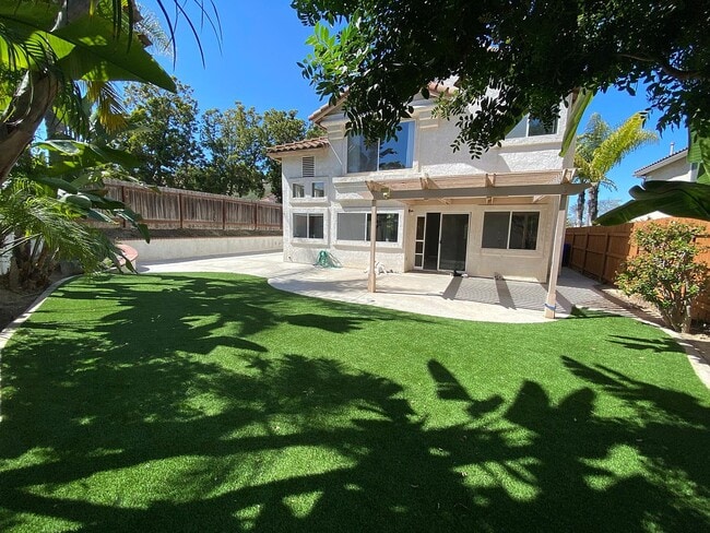 Building Photo - 1028 Gallery Dr