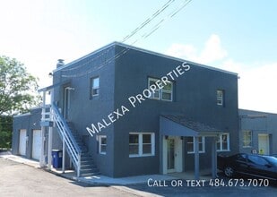 Building Photo - 1737 5th St