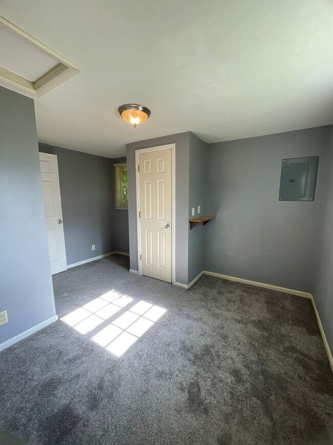 Foto del edificio - 1009 1/2 Cottonwood St