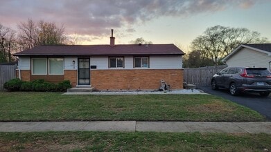 Building Photo - 16604 Oxford Dr